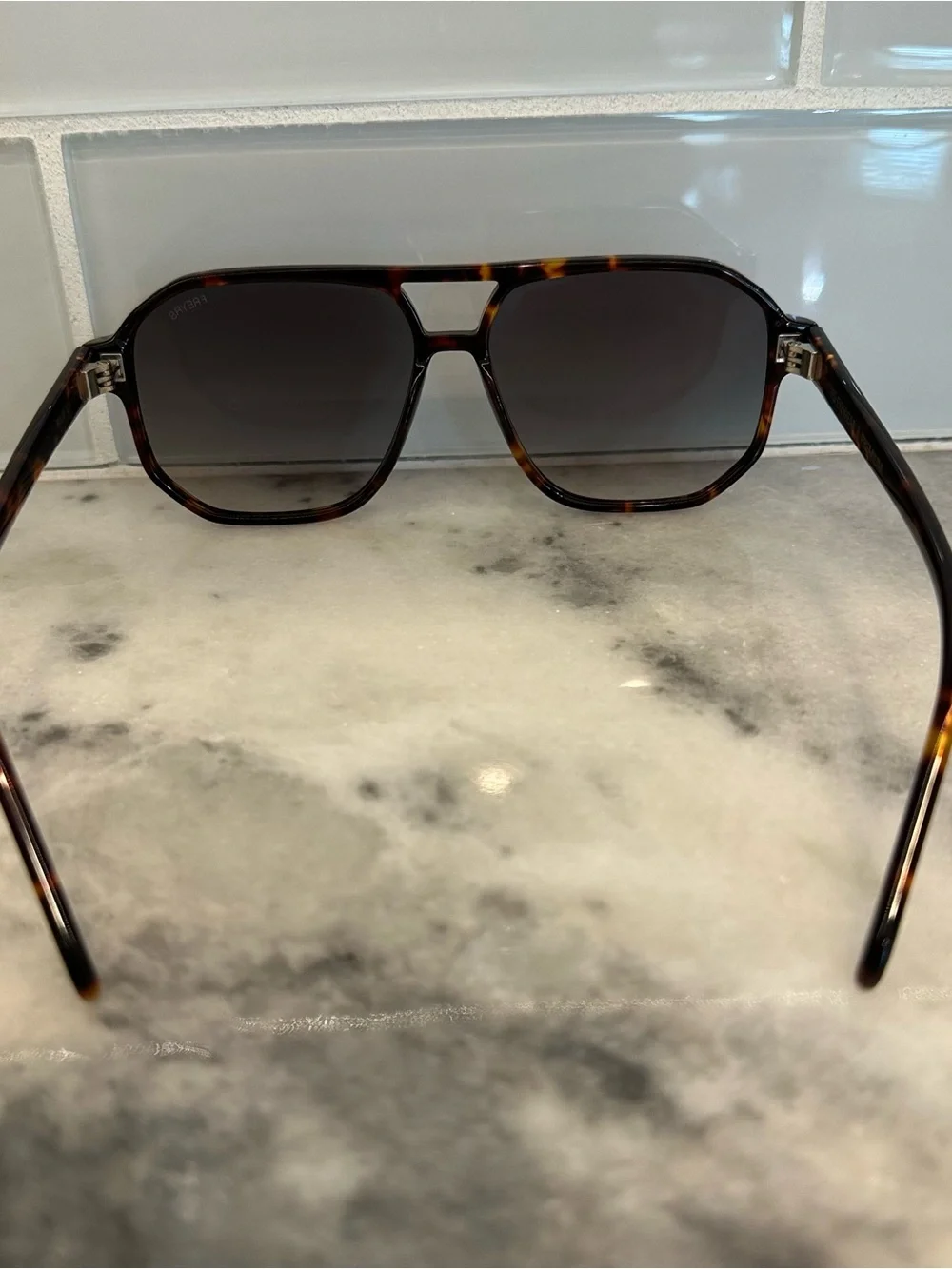 FREYRS Tortoiseshell Aviator Sunglasses